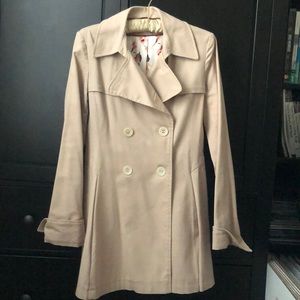 Trench coat
